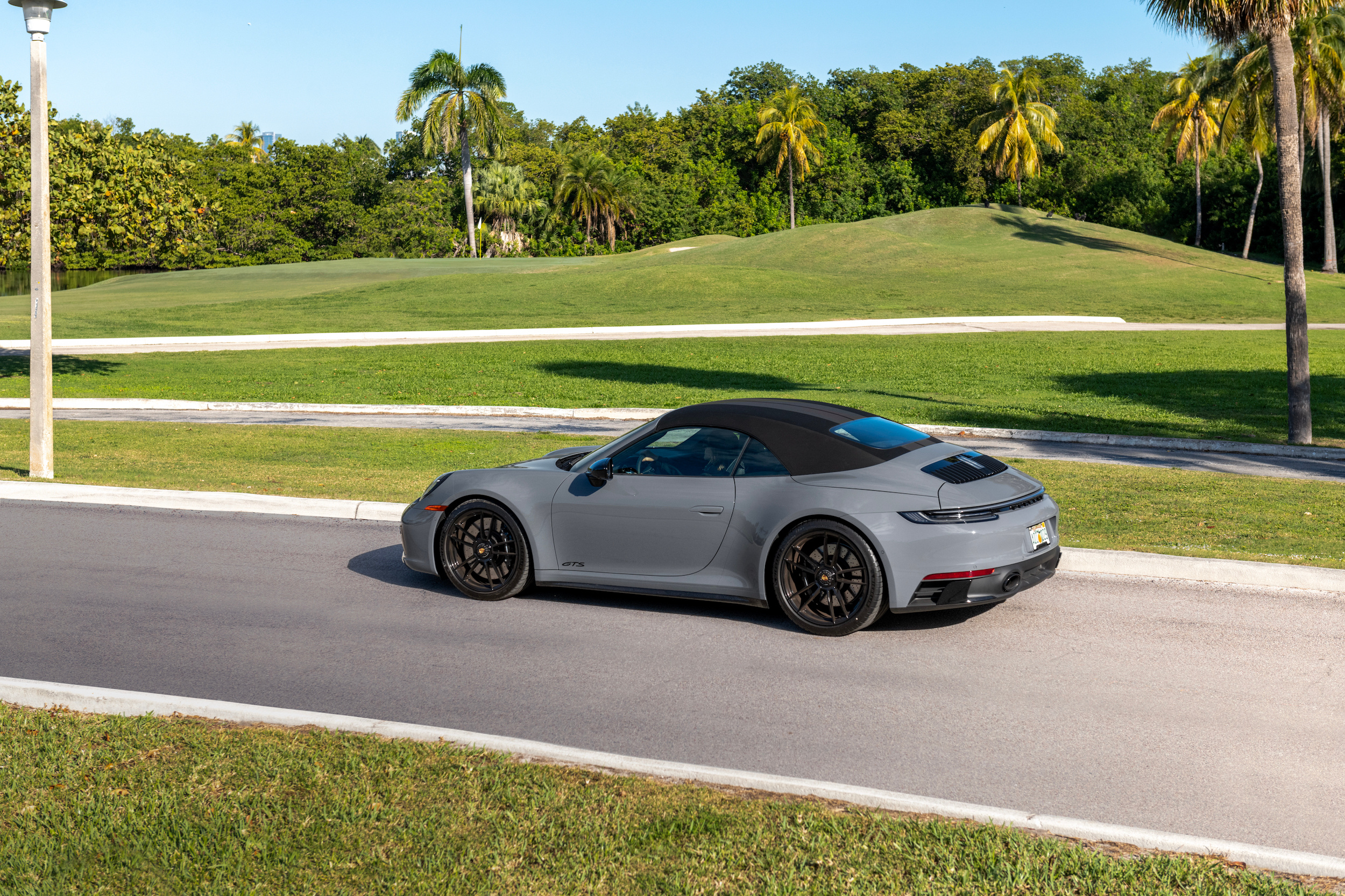 Porsche 911 Carrera 4 GTS Cabriolet新车[超话