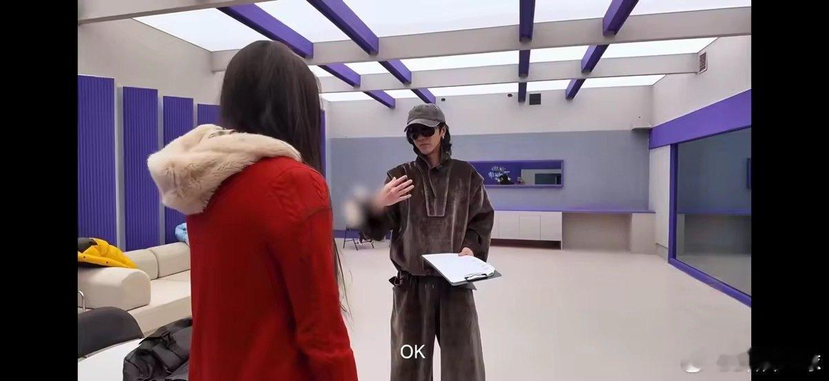 从华晨宇的大师课毕业了声鸣远扬 华晨宇的点评直击核心，从技巧到情感，把音乐门道讲