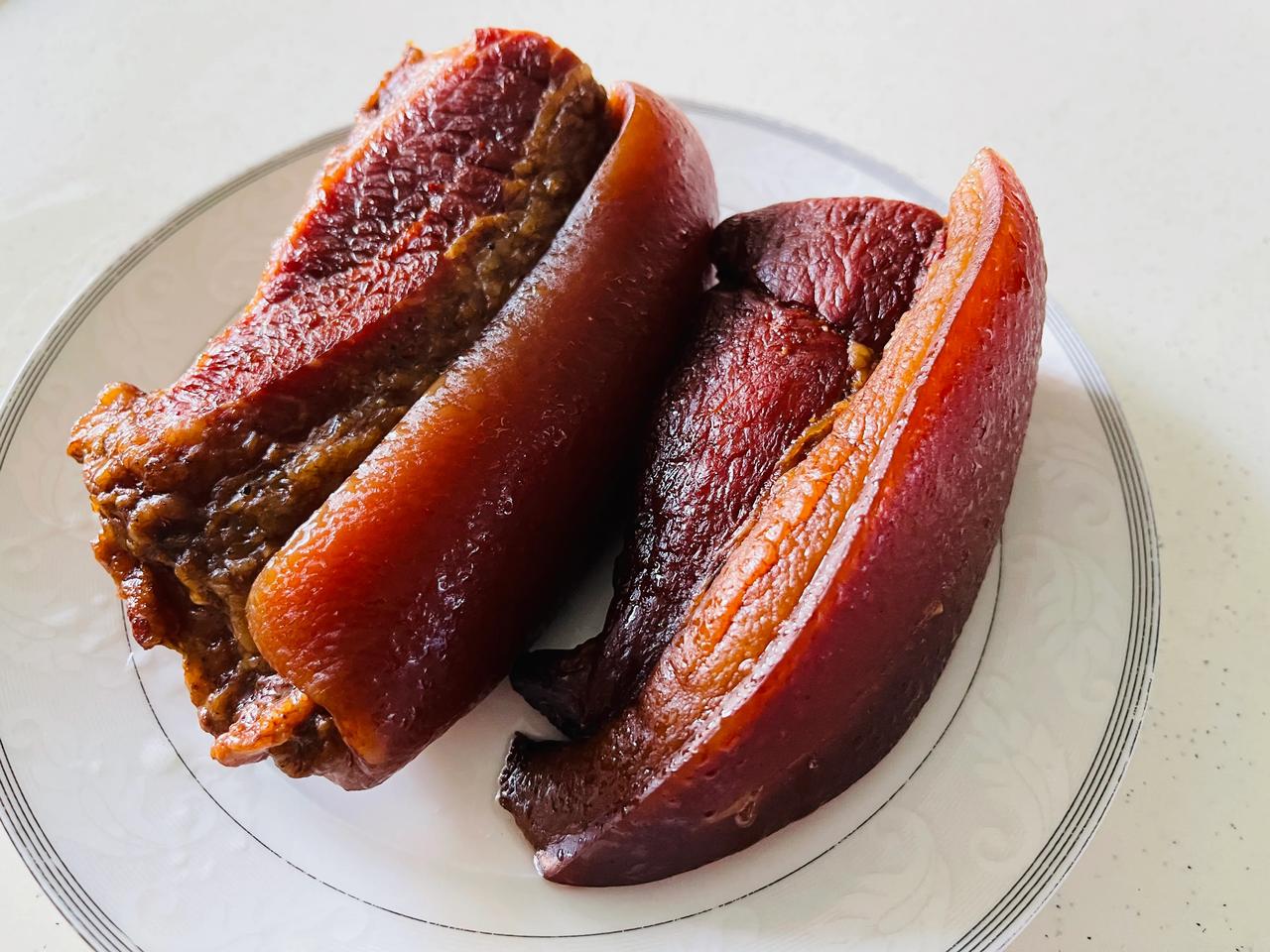 找到了买良心腊肉的好地方了！终于帮自己也帮朋友们找到了买腊肉的好地方了！[笑脸]