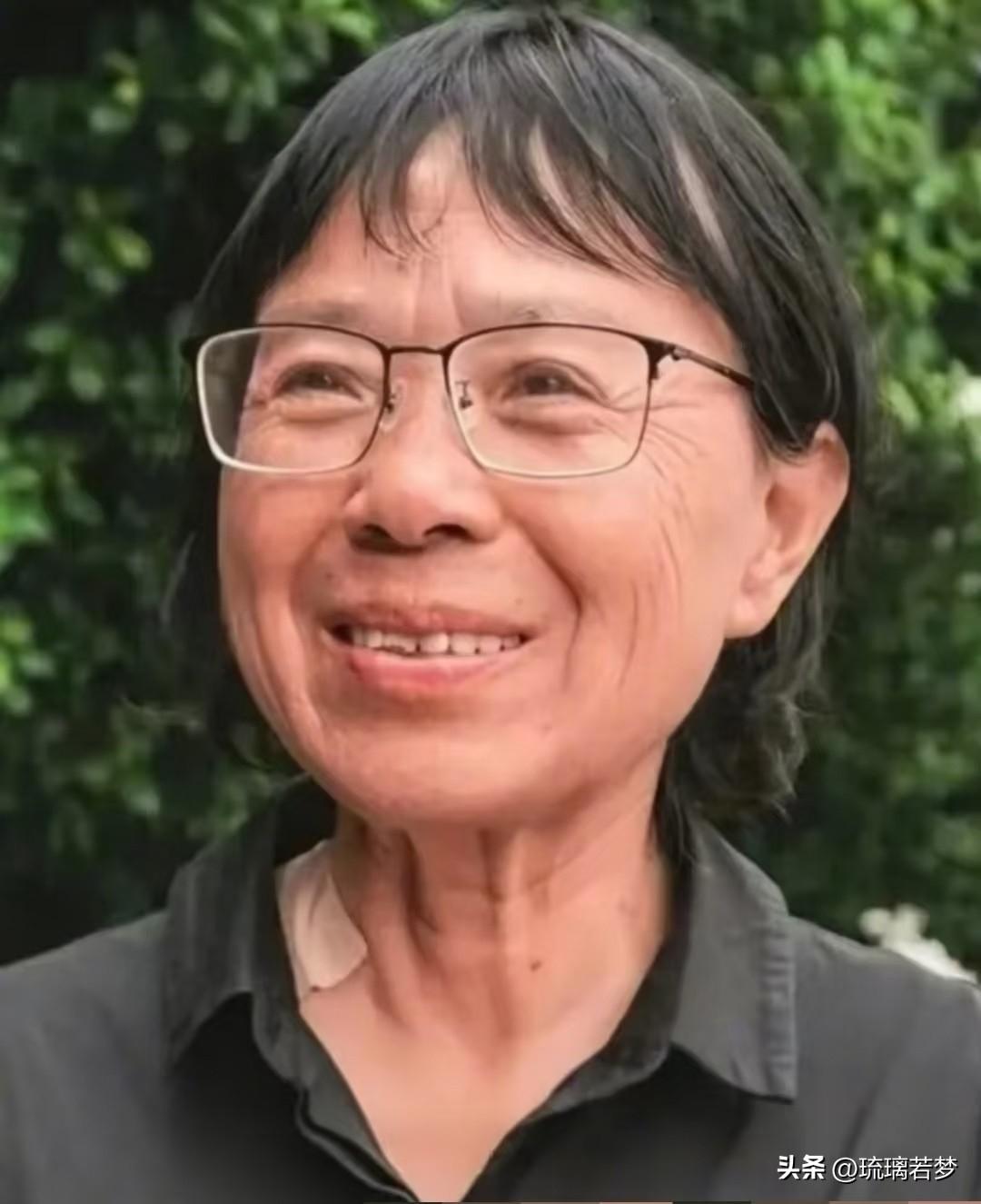 太好哭！张桂梅女高再传喜讯！百名山里姑娘全部考上大学！[赞][赞]

查分那一刻