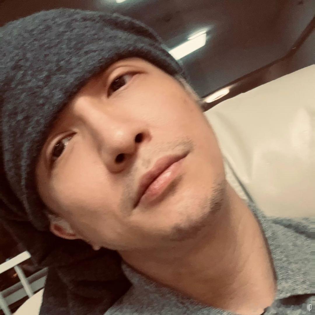 薛之谦粉丝喊话谢娜道歉薛之谦粉丝让谢娜道歉 说真的粉丝管的有点宽了 