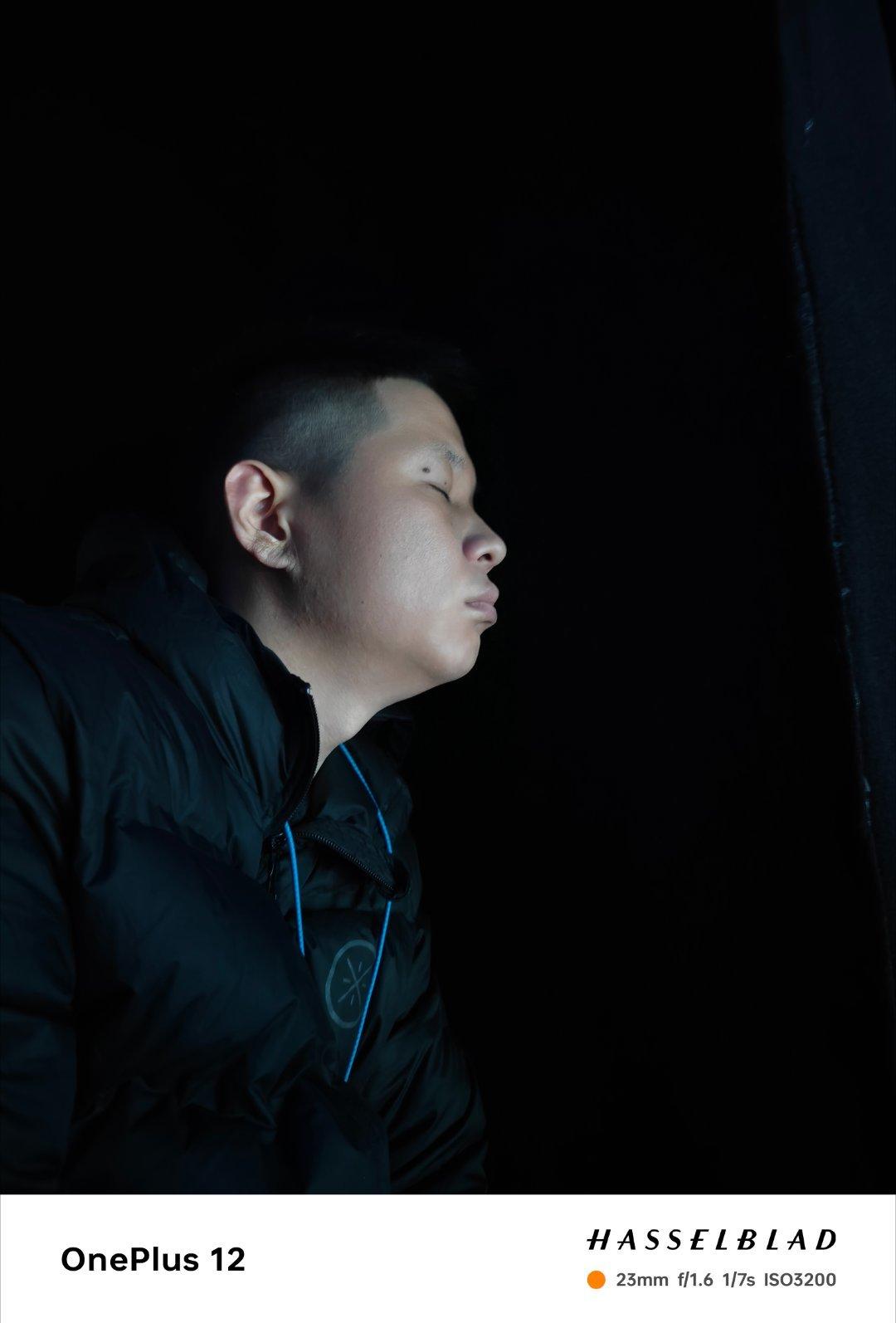 发布会这么催眠吧？？呼噜都要打的比台上还要响了。@GeekCao 小曹，你怎么回