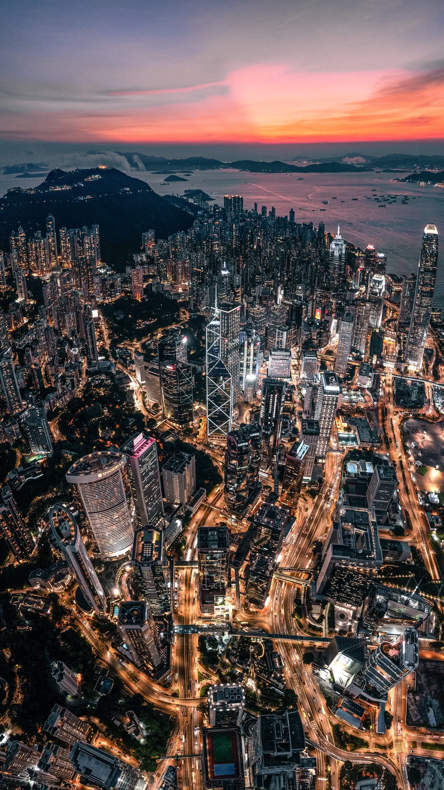 —请选择你最喜欢的城市—这里高楼林立 车水马龙 汇聚全球金融 商务 贸...