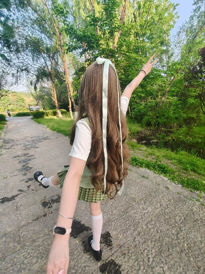 祈尔繁芜胜常春