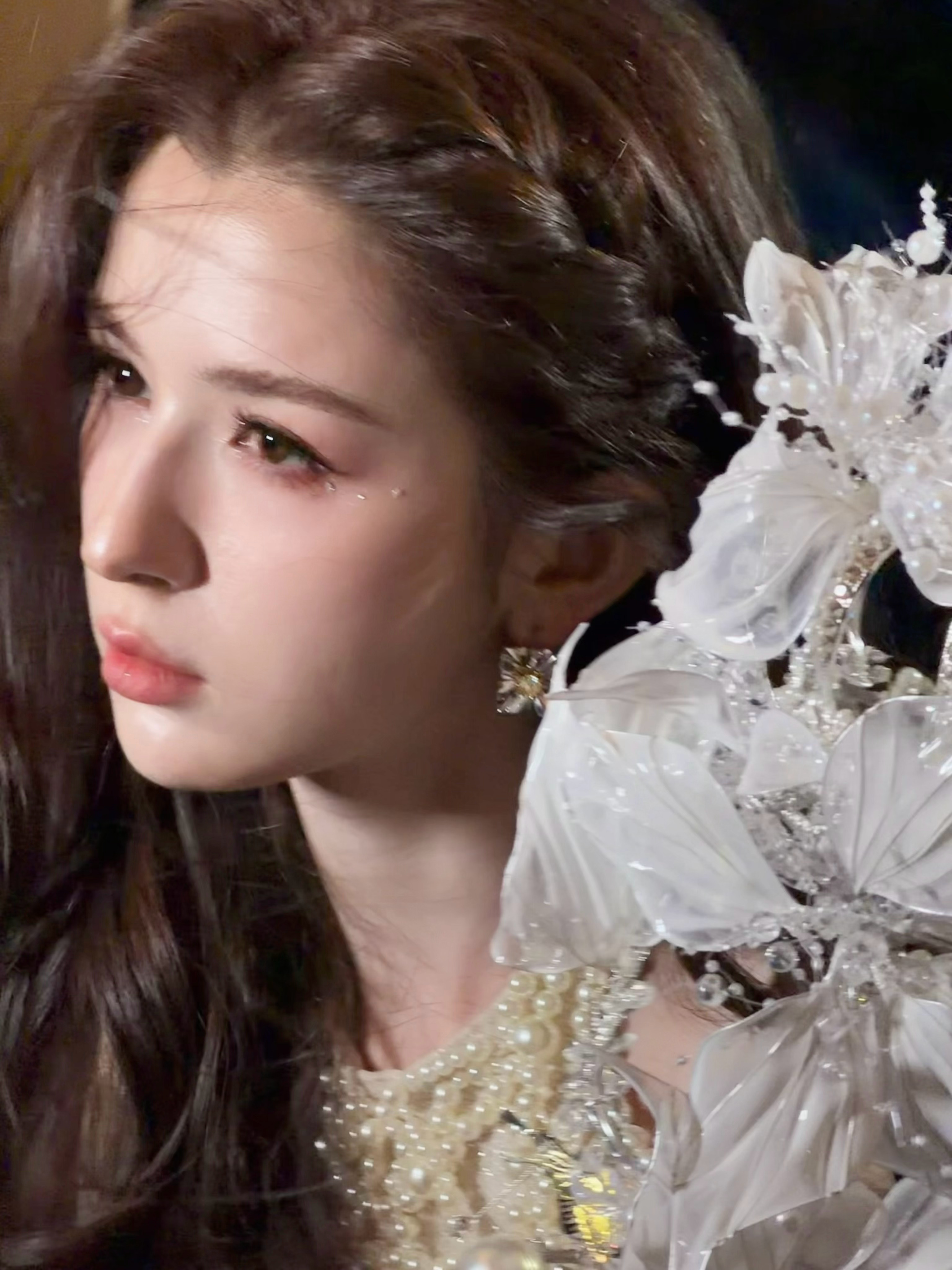 哈妮克孜    在复制粘贴的时代，你是手写的诗