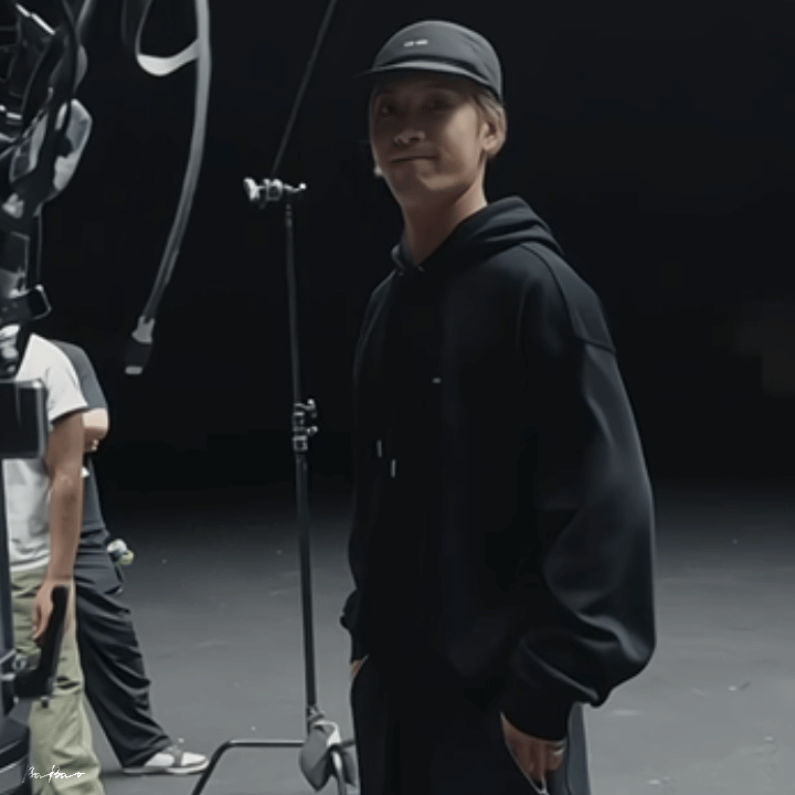 王嘉尔21号发新歌 邮件里的Jackson好可爱，新歌《THANK YOU》更让