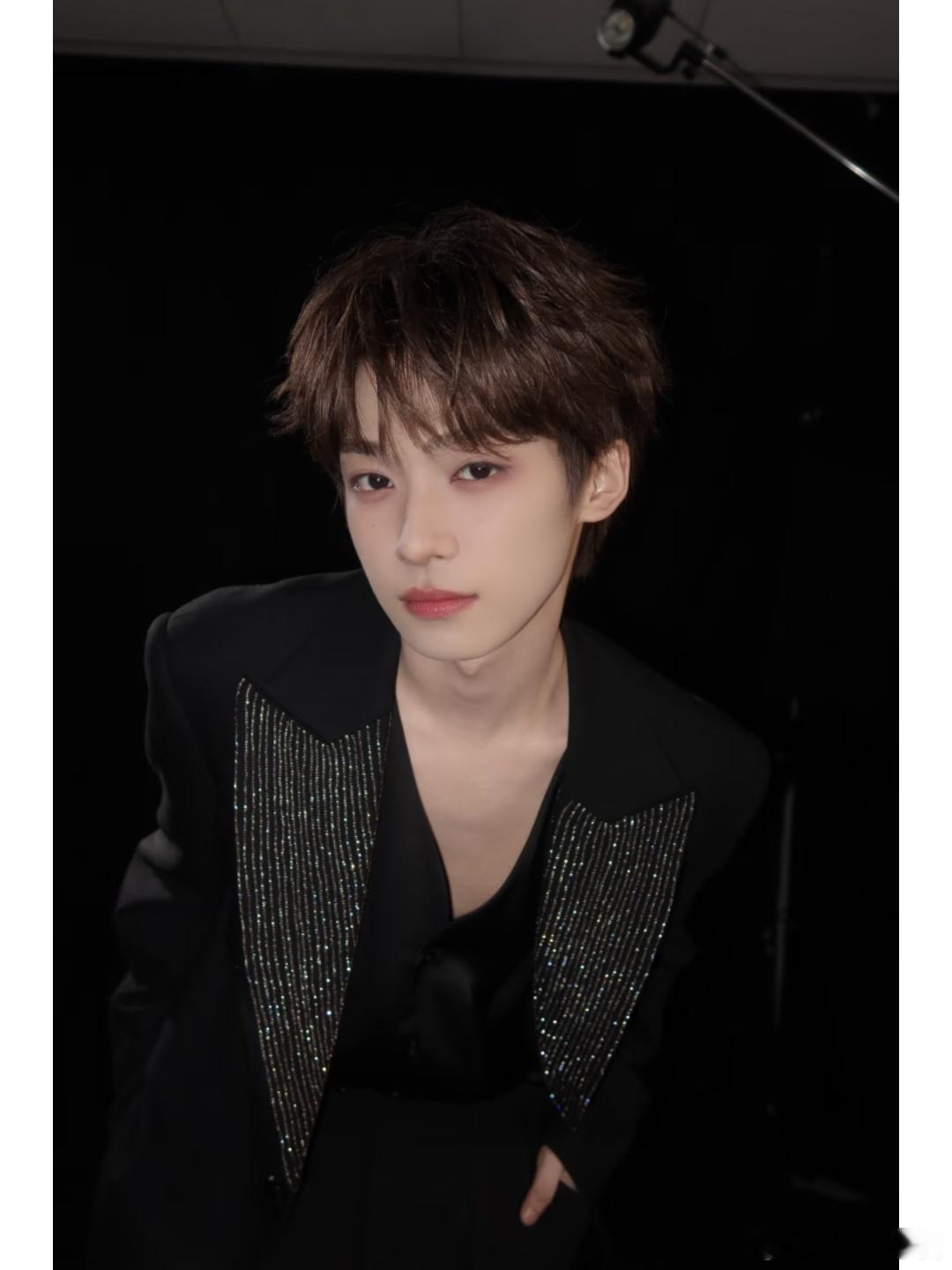 🔮梓渝未来可期🔮新人演员梓渝 初见你时，我的世界仿佛被点亮，对你的喜欢如春日