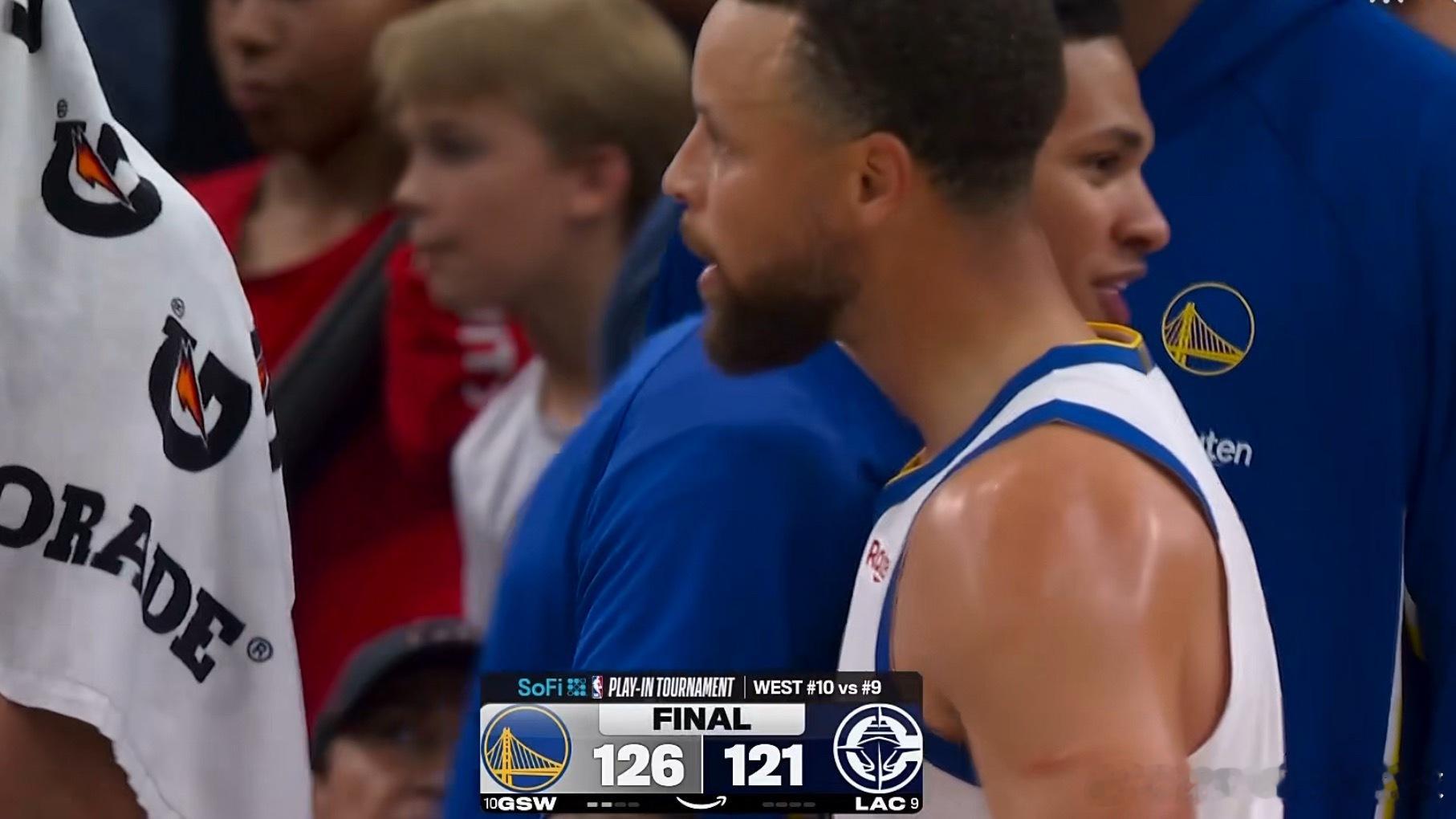 勇士赢了，快船第四节脆崩有点之前火箭的味道了勇士vs快船nba附加赛