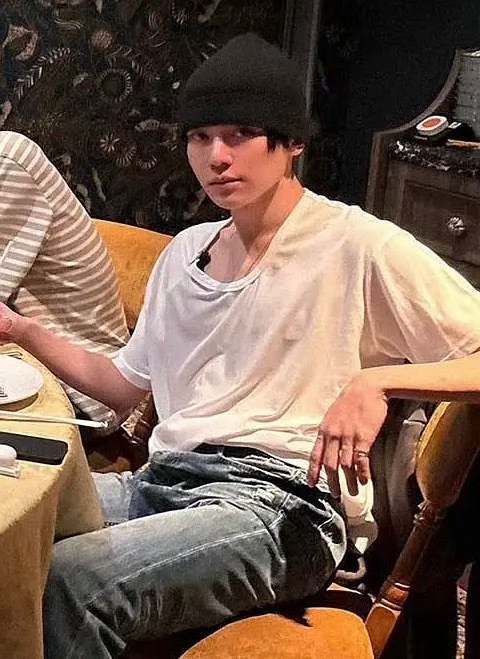 吴是温是不是塞东西了？🙊 