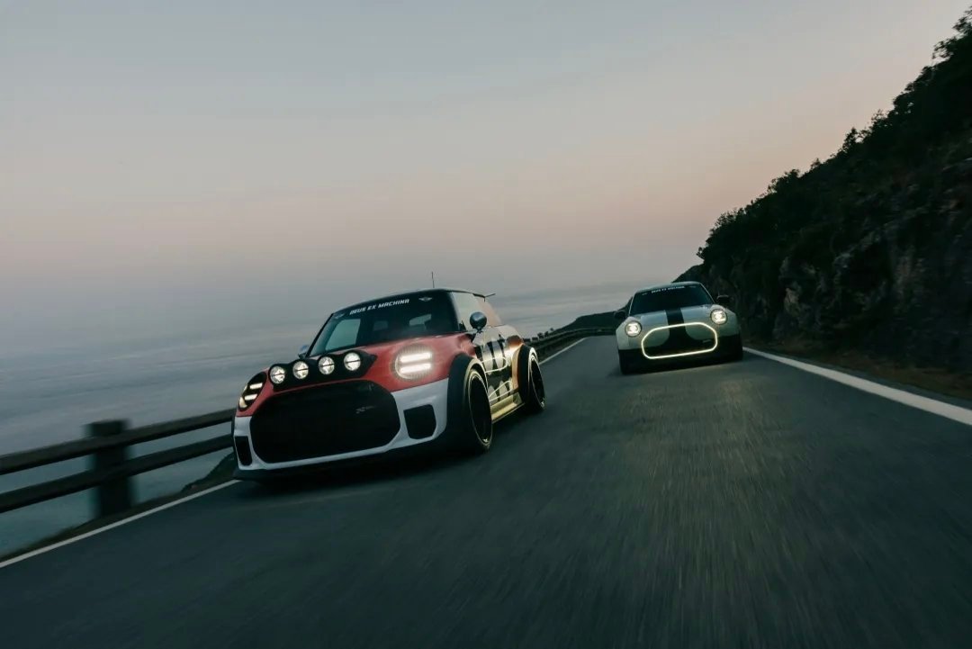 车市热门[超话] MINI推出两款One-off定制版MINI JCW ​​​