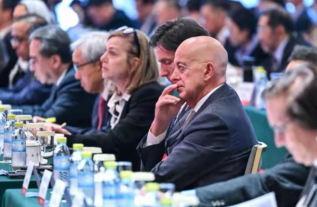 多国收到中方邀请，齐聚北京共商大事，日本遭区别对待缺席会议

一场高规格的国际经