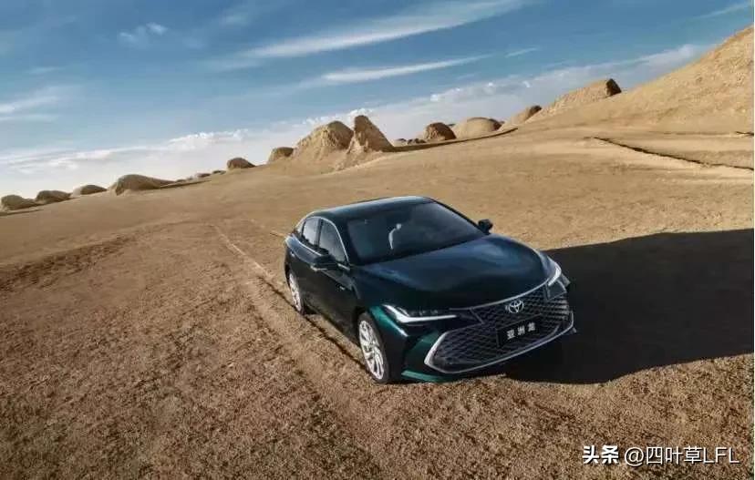 丰田亚洲龙，作为一款集豪华、性能与节能于一身的中高级轿车，自上市以来便吸引了众多