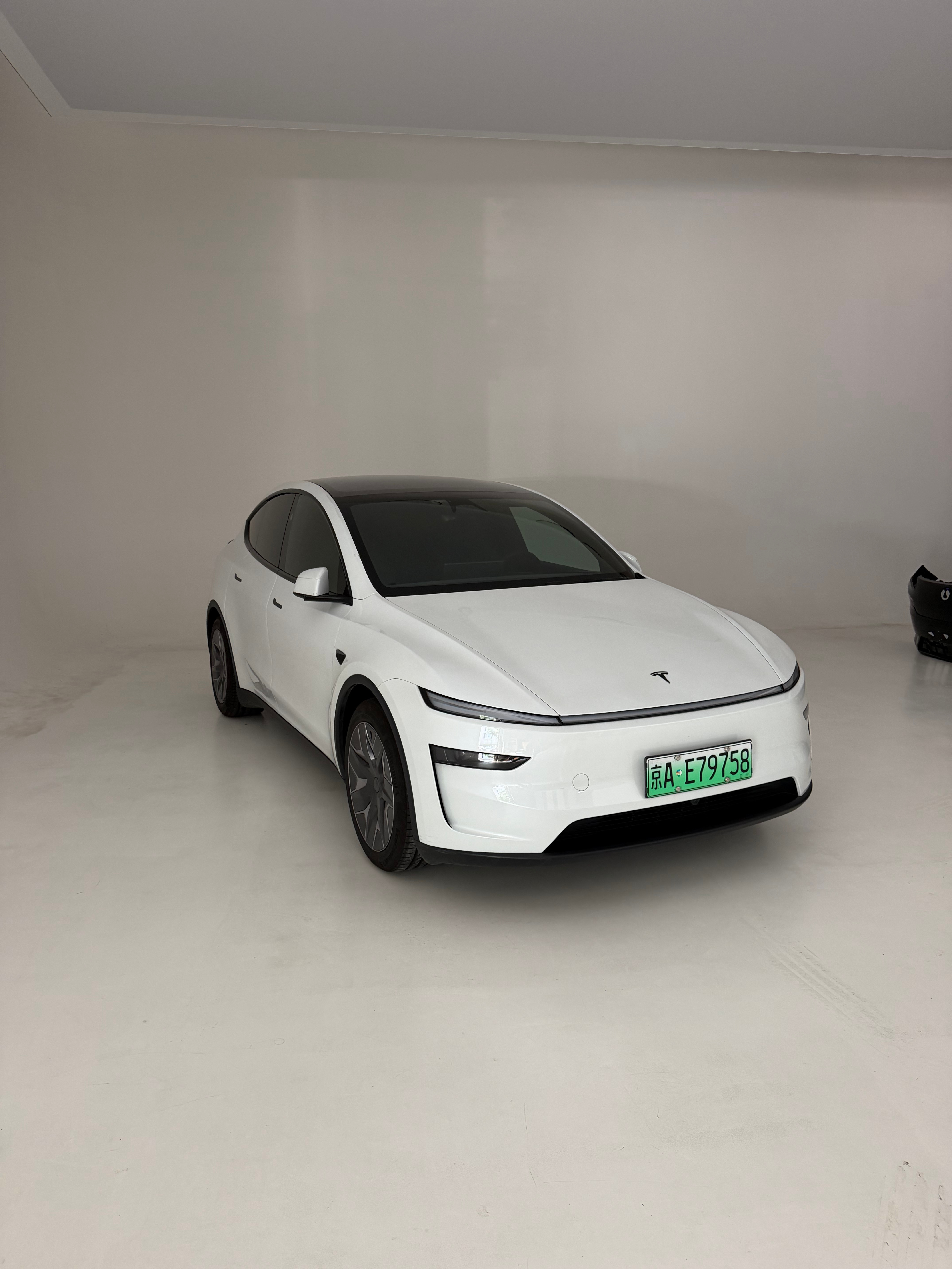 今天直播跑特斯拉model YL传说中的第三排敞篷的六座车大v聊车