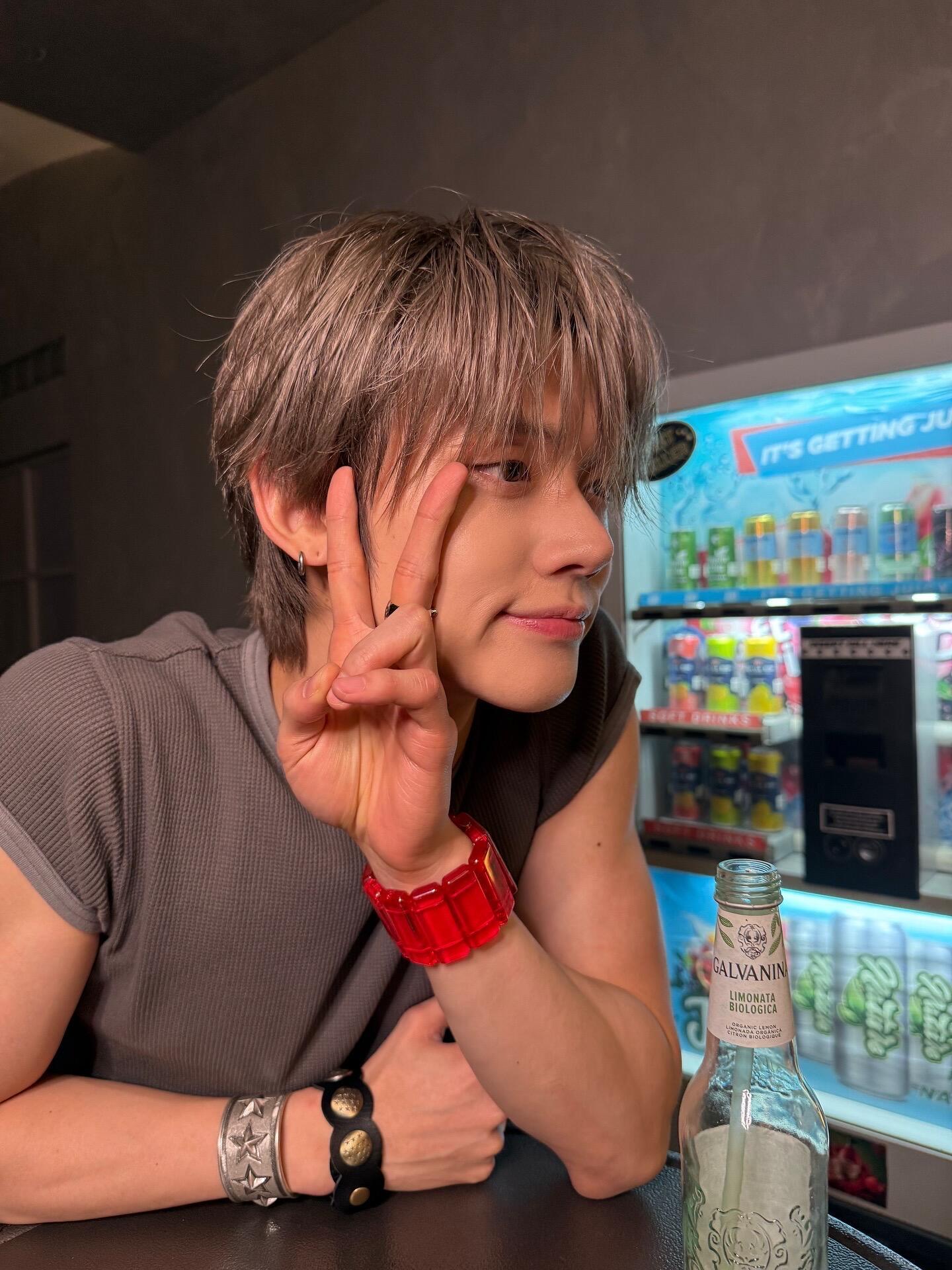 崔然竣跳chanel舞好权威崔然竣舞蹈实力没话说，跳舞太丝滑了～有被going到