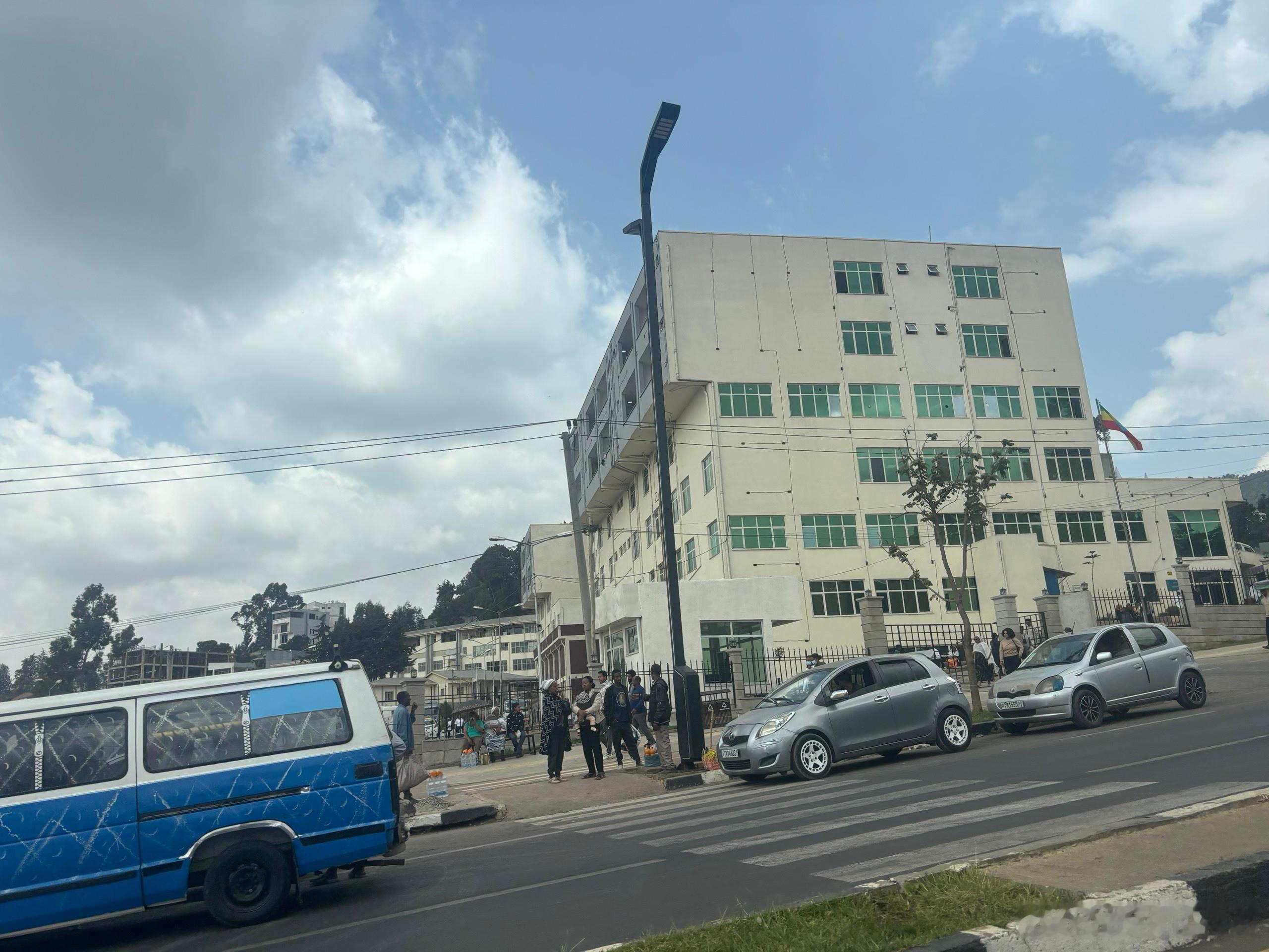 埃塞俄比亚历险记 21       江湖大哥小李我对他们这些关系，一点也不了解，