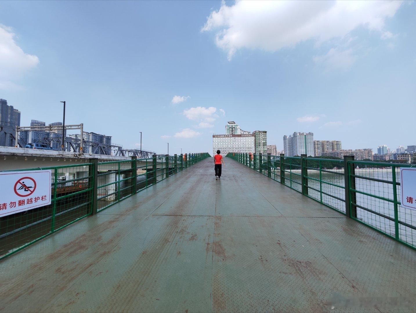珠江大桥东桥人行钢栈桥记录（2024.5.14）草稿箱里发现的，当时未发出。现在