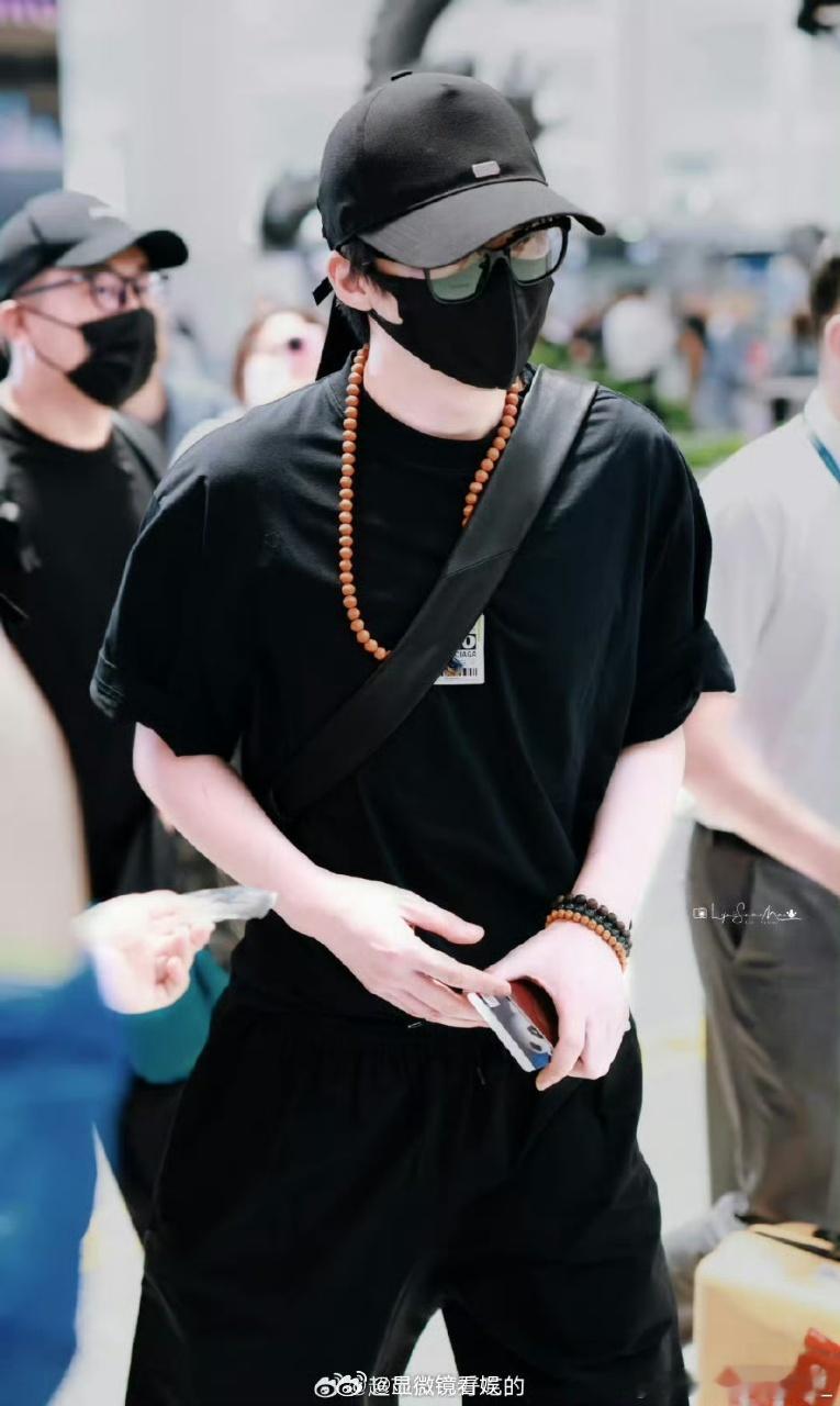 11.11 与刘宇宁共赴电玩之约，在他的专属宇宙里发掘 3C 数码的奇妙～ 从炫