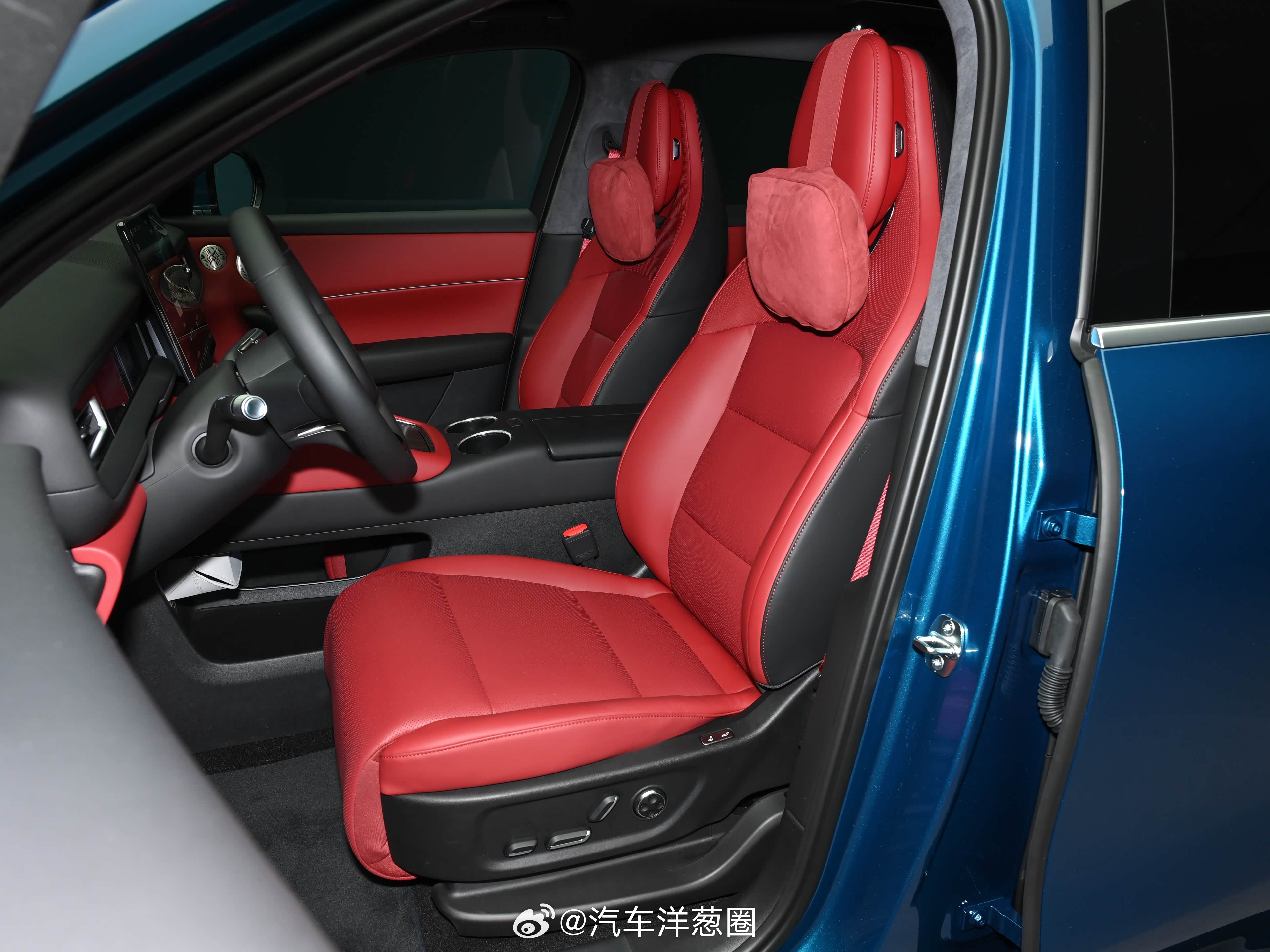 问界M6开启预售，大五座+增程纯电双动力增程版预售价：26.98-28.98万元