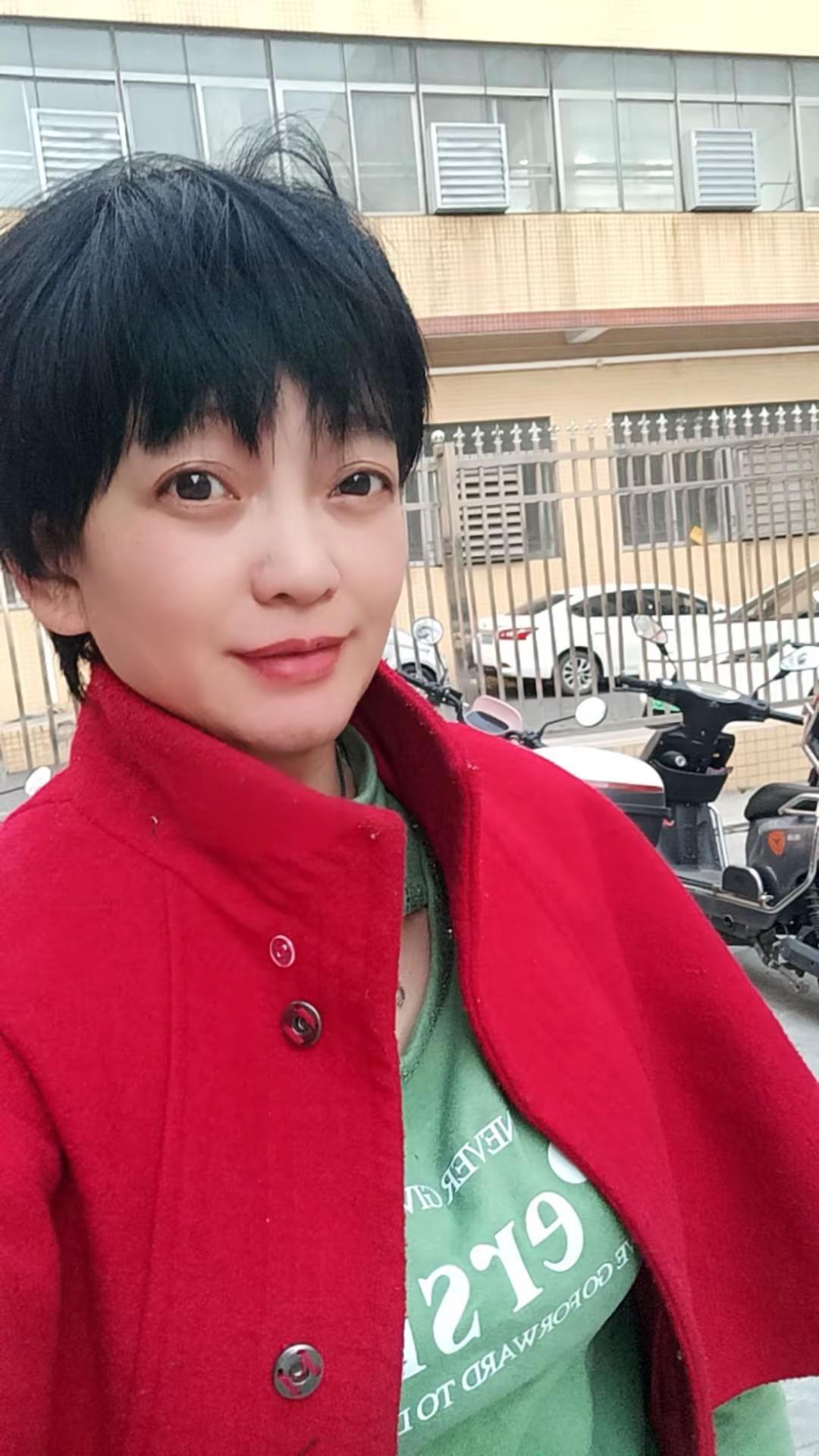 找婆婆要找我这样的婆婆，可以教你打麻将的！