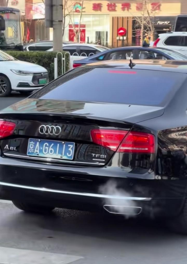 请问坐这个车的老板能达到什么级别？