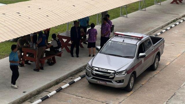 【#泰国发生枪击事件已致3人死亡# 】当地时间5月30日，泰国素攀武里府发生一起