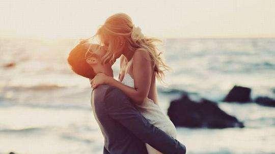 有效沟通是润滑剂，不憋闷气、不翻旧账，有事摊开说；适当包容是缓冲带，接受对方的小