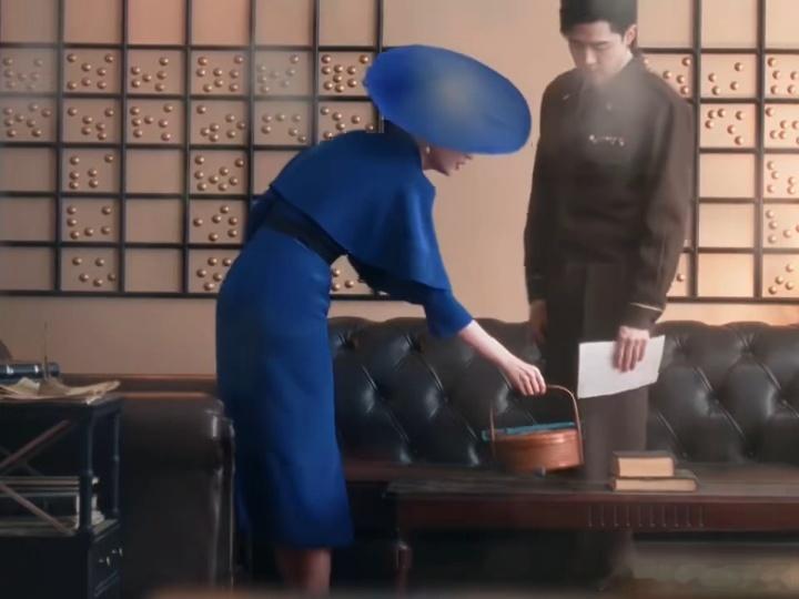 王楚然全世界正数第一适合蓝色这一秒过火 王楚然穿蓝色确实比别人多了一层氛围感，浅