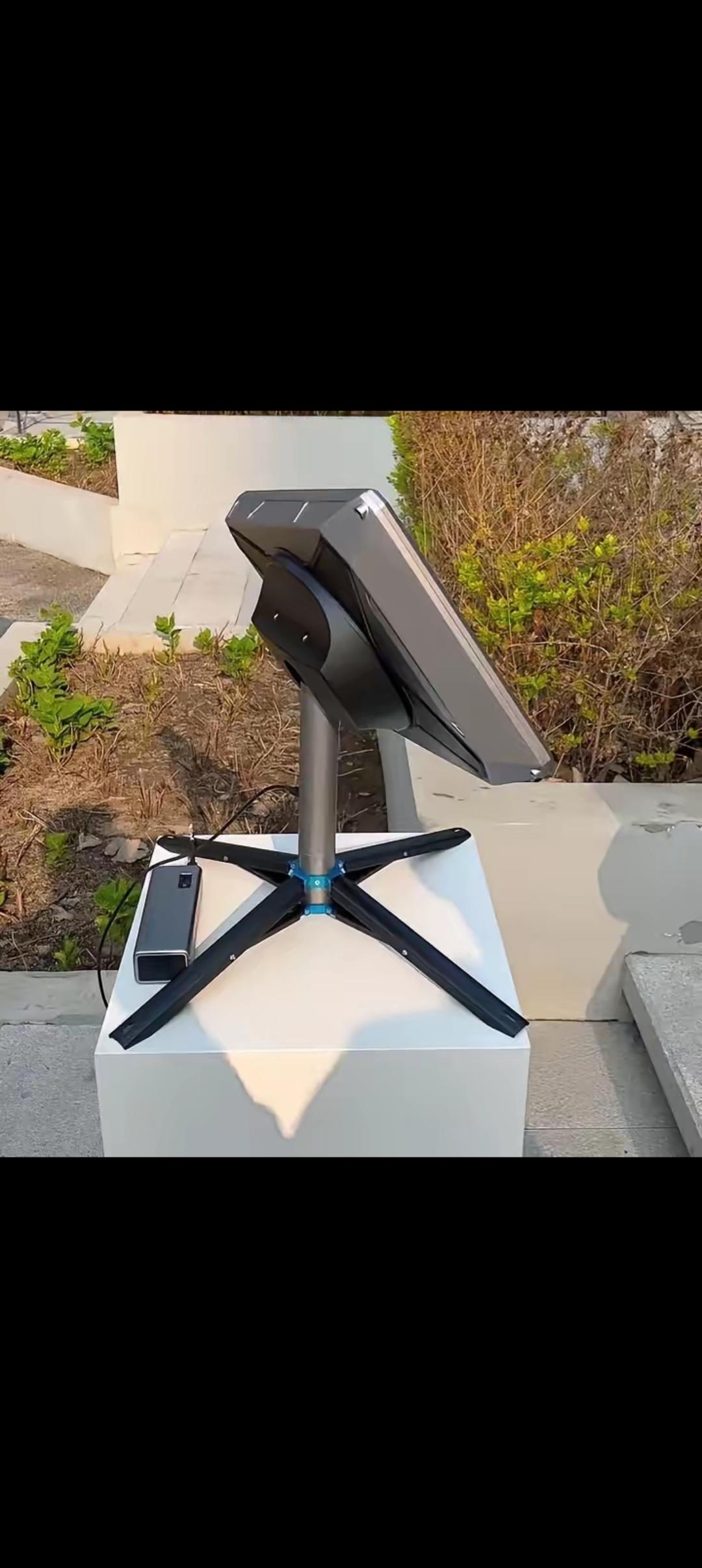 为什么星链是一个革命性的产品？

因为解决了地面网络覆盖不到的问题，比如在偏远地