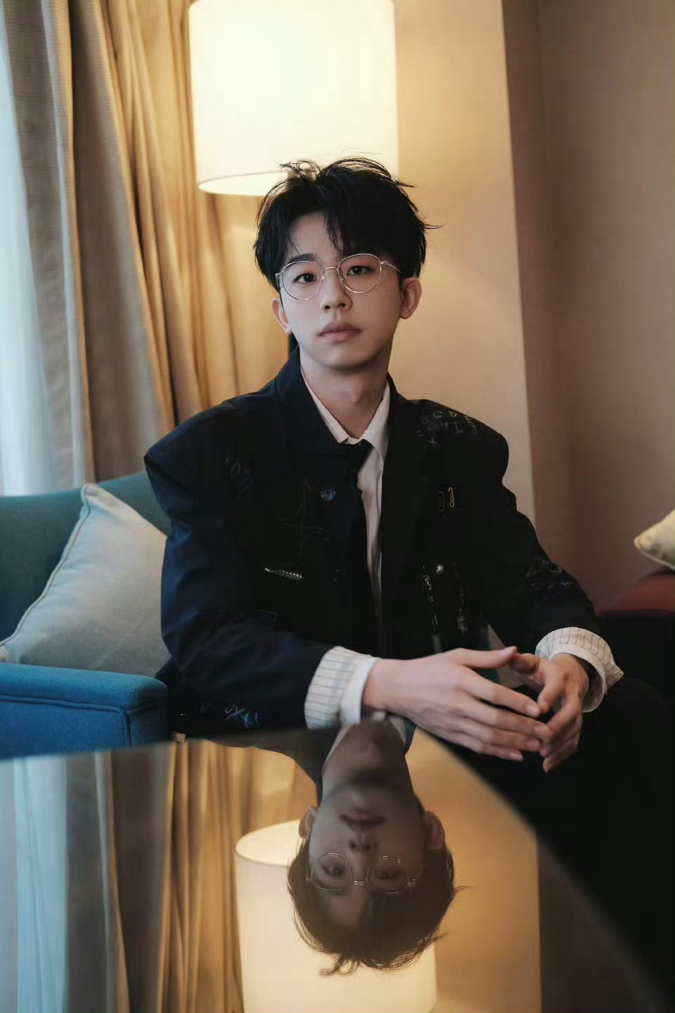 芒果TV连发十条何运晨 10条何运晨大放送，来自芒果TV的快乐投喂！“无限X”巡