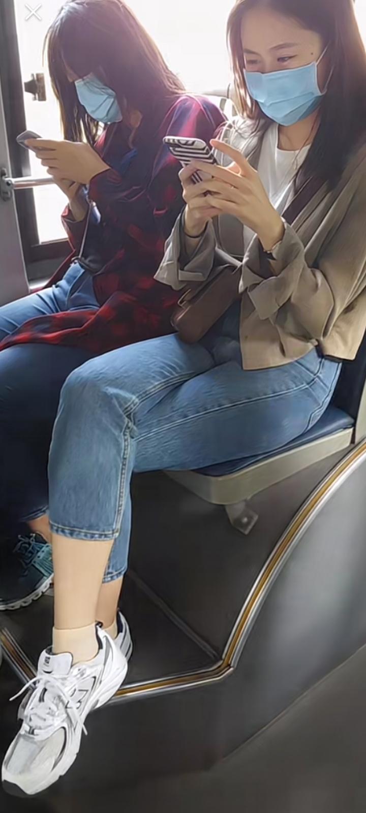 生活慢慢，温柔满满
 
生活不必太匆忙，
日子慢慢过，温柔自然来。
 
不必事事