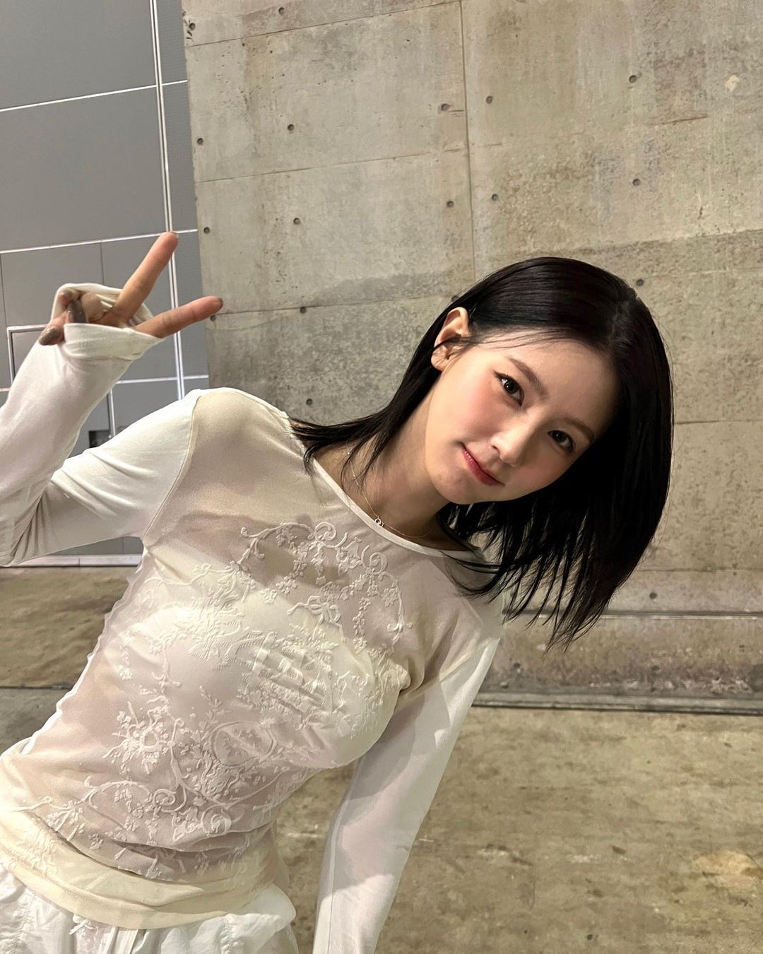 ଘ(੭*ˊᵕˋ)੭* ̀ˋ.🤍🎀*赵美延 ​​​