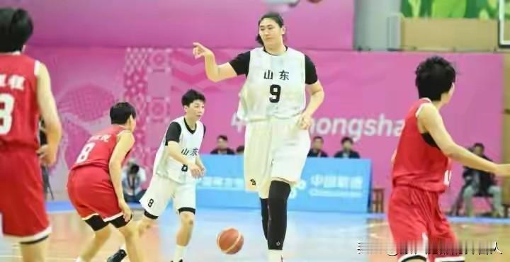 山东篮、排球青训井喷却无缘冠军为哪般？
去年三大球运动会山东斩获四金两银令球迷惊