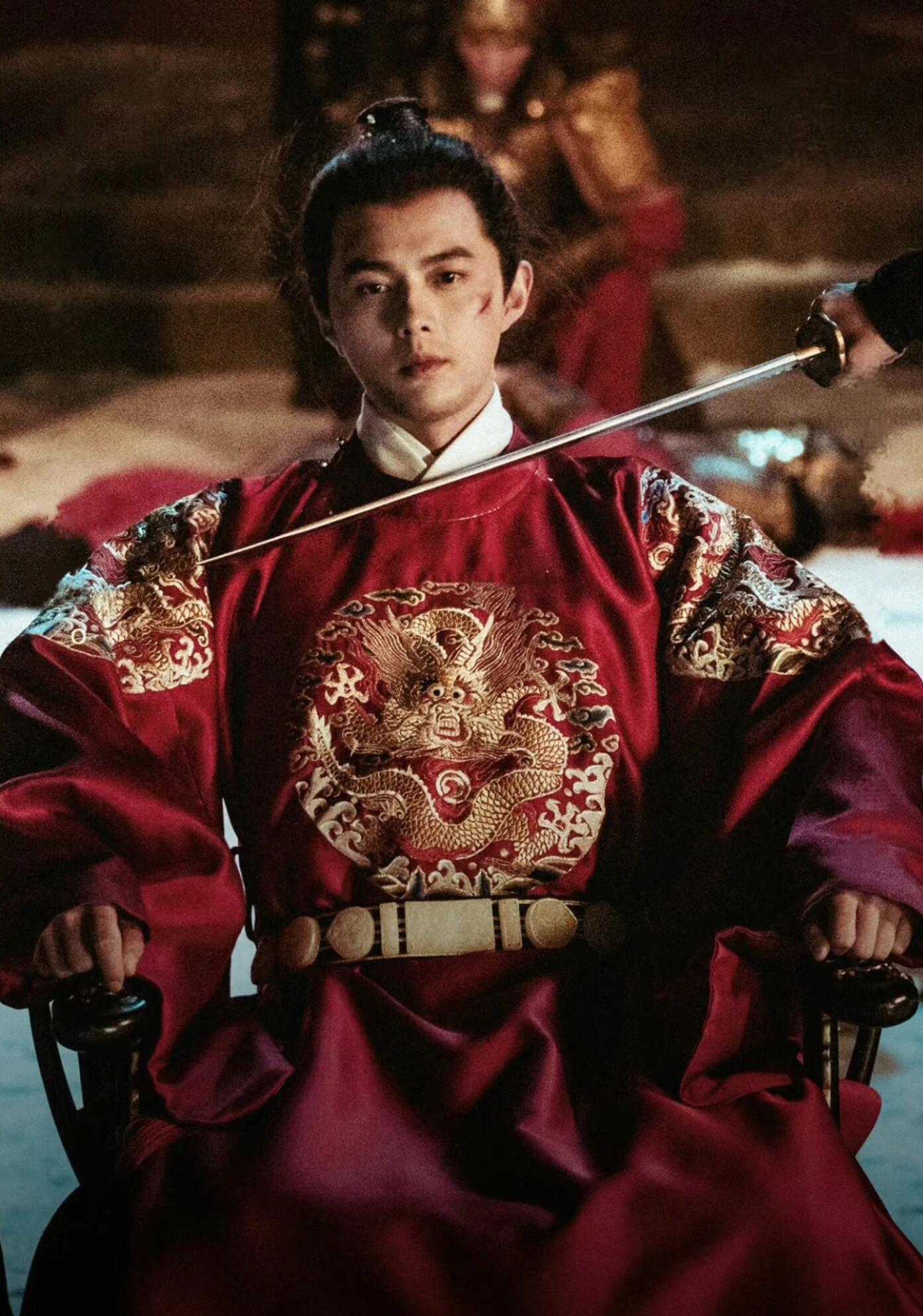 叶祖新曾庆杰二搭叶祖新、曾庆杰《逐玉》是二搭，“与曾导的第二次太子之旅”。《九重