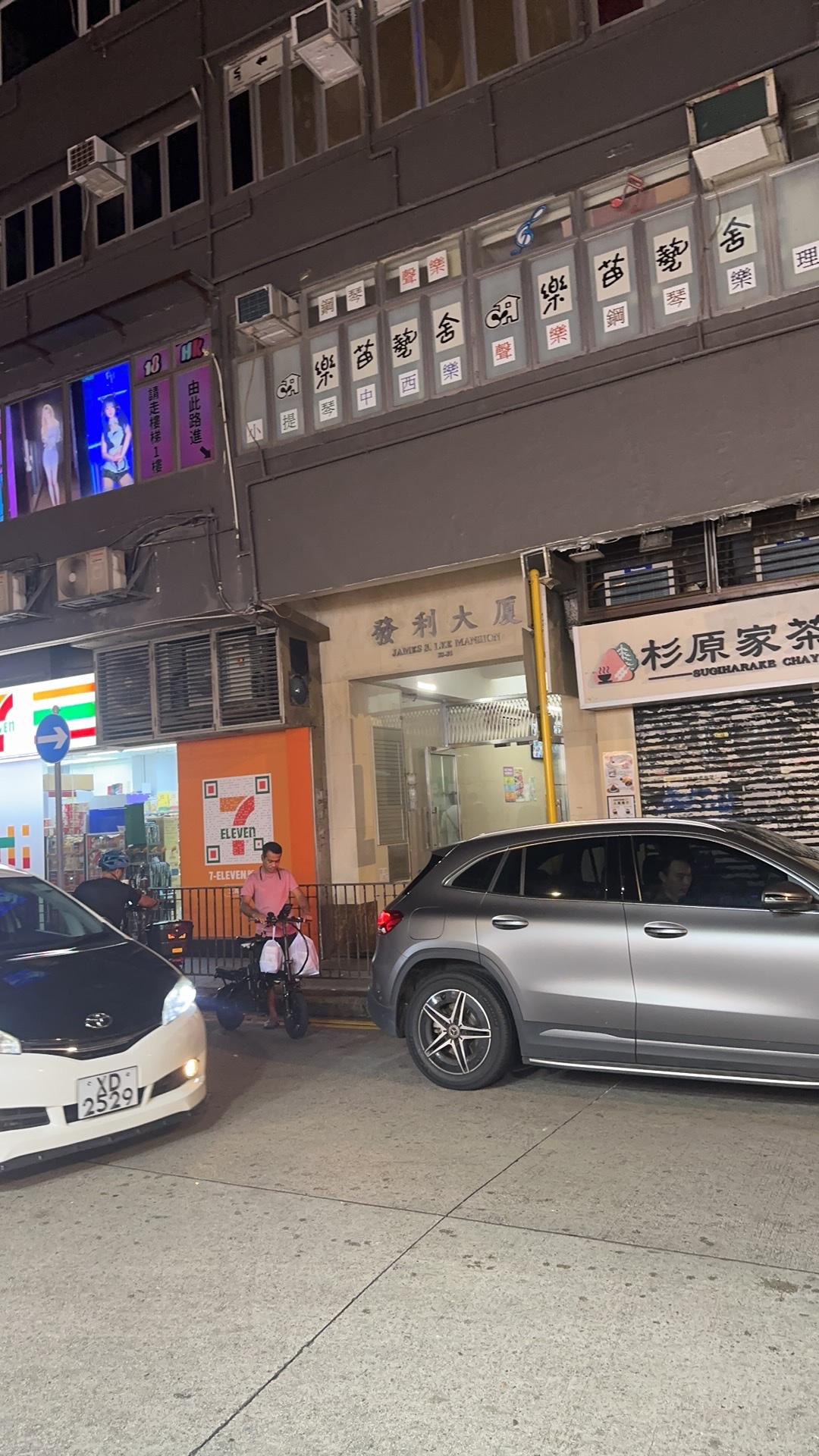 【琅河财经】华尔街日报刚发了篇文章《现在有更明确的证据表明，人工智能正在破坏美国