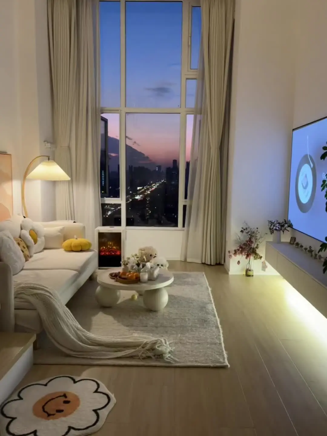 夜晚的28平小家～太美好啦！！ 原相机无滤镜的28平小家 不爱社交只爱...