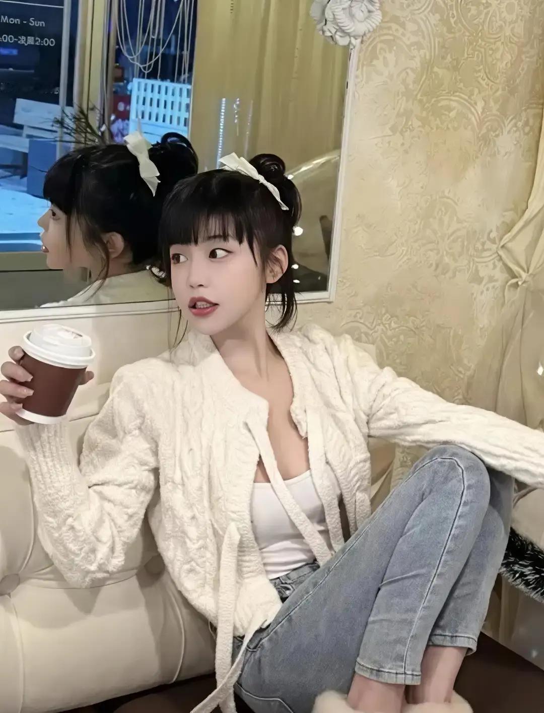 顶流恋情一夜全塌
 
司晓迪凌晨连发十条，把鹿晗、范丞丞、蔡徐坤全拖下水，还甩出