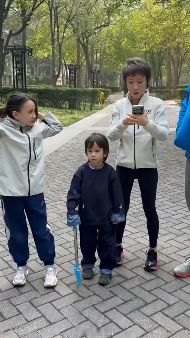 哪一刻你有了当妈的感觉 卢靖姗说没有十全十美妈妈，张踩铃为了全心爱一个人当妈，她