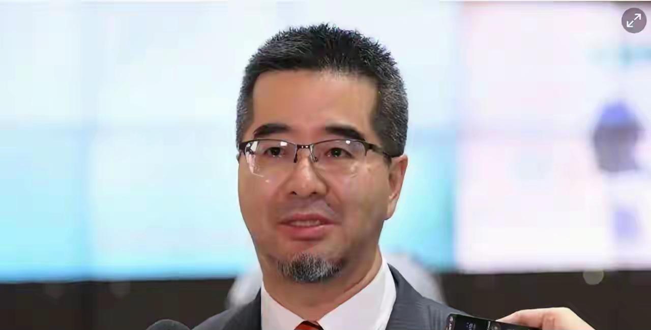 国台办犀利点评：好饭没有两头吃，国民党喊"反独"却回避"统一"，走不远。

这句