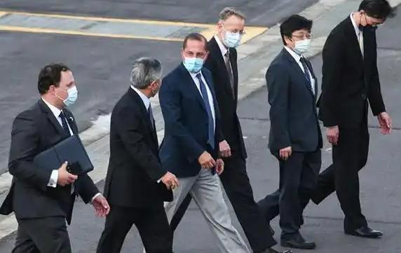 美国65%民众不信肯尼迪遇刺案官方结论，4000多个军工游说集团暗箱操作，一篇反