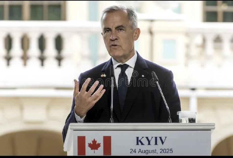 加拿大总理宣布国防自主化战略，主要是想减少对美国的过度依赖，赎回国家主权。长期以