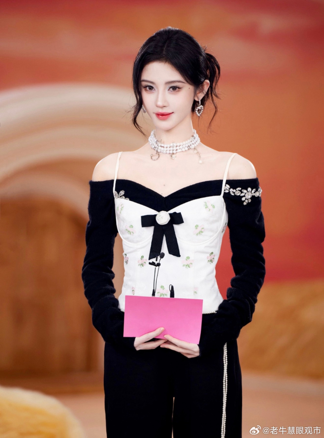 未发现鞠婧祎涉税问题热搜可以很热，规则必须清楚。税务部门已经给出明确结论：此前多