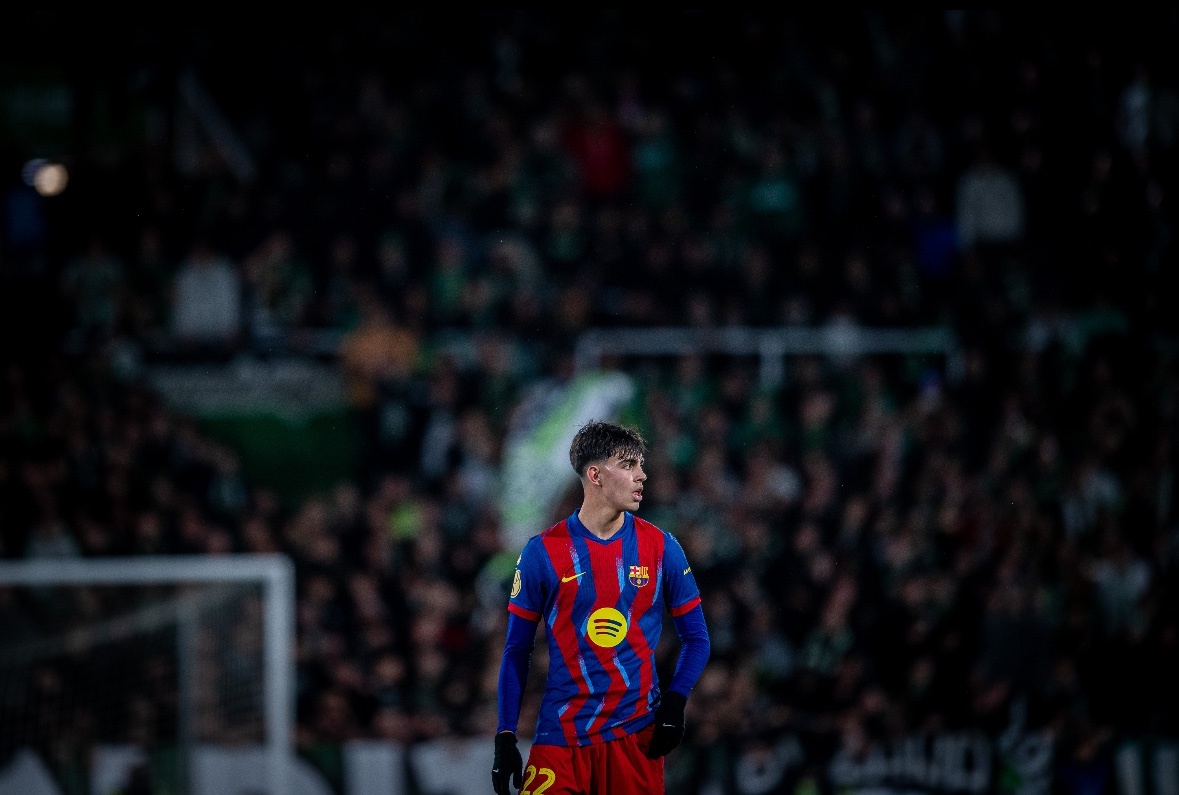 世体：伯纳尔无意离开巴塞罗那，除非巴塞罗那主动要求，否则他不会考虑接受赫罗纳的报