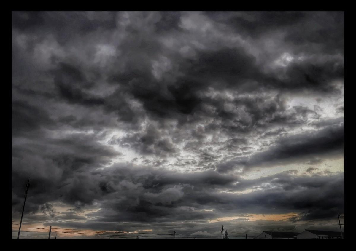 我在头条遇到一个奇怪的现象！
      就是我费劲巴拉的，绞尽脑汁的写了一个微