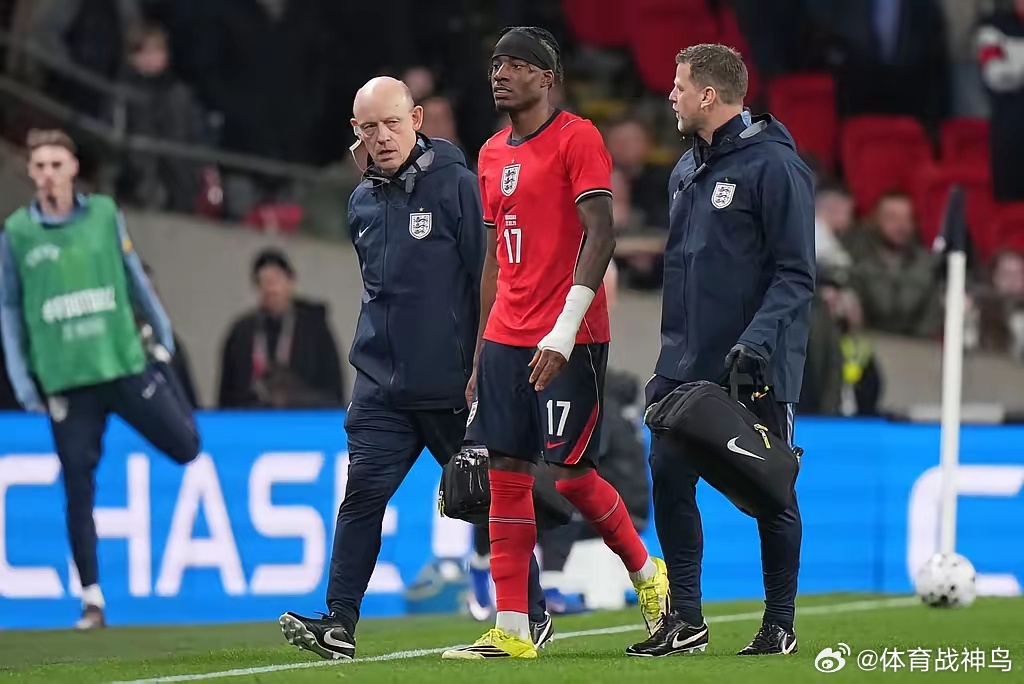 英格兰队 英格兰队发布官方消息，总计8名球员将离开集训营，调整后的27人阵容正全