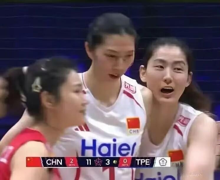 中国女排怎样拿下越南女排？
今天傍晚中国女排进入亚锦赛残酷的淘汰赛，对阵越南女排