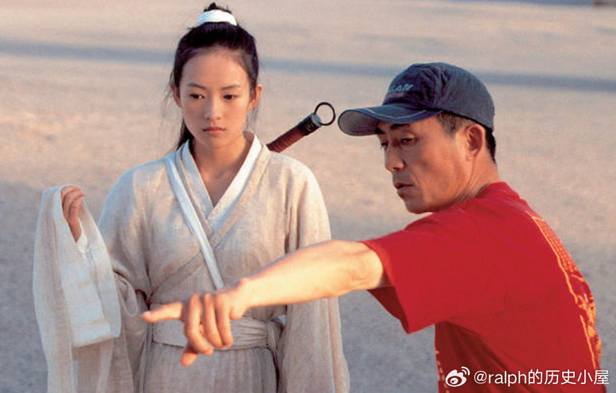2002年电影《英雄》导演张艺谋给演员章子怡说戏历史影像 ​​​