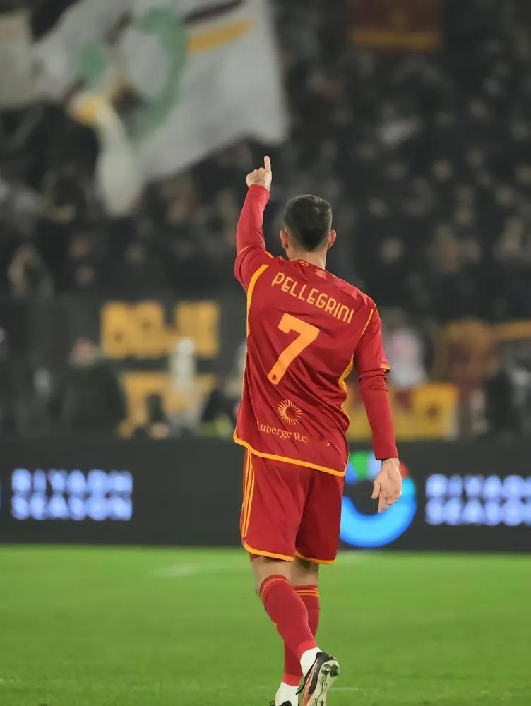 🇮🇹意大利足球🇮🇹
【德罗西拯救大兵佩7】
2连胜，佩7连续2场打进关键