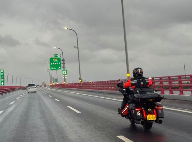 摩托车上高速：合法但不统一！利大还是弊大？看完心里有数

是不是一直纠结摩托车能