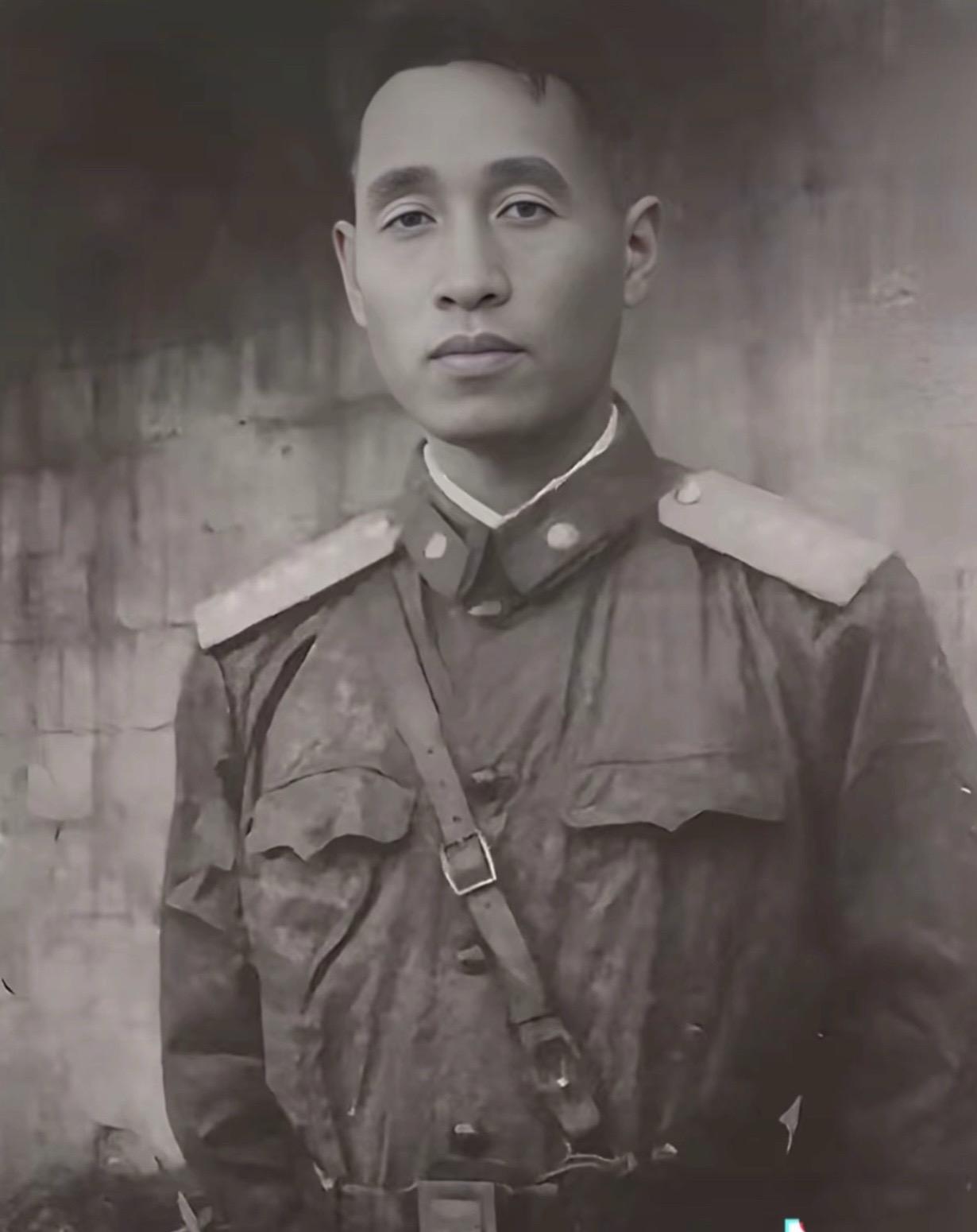 鲁南战役。蒋介石二支精锐部队失败于地势，一是最精锐美式坦克快速纵队、二...