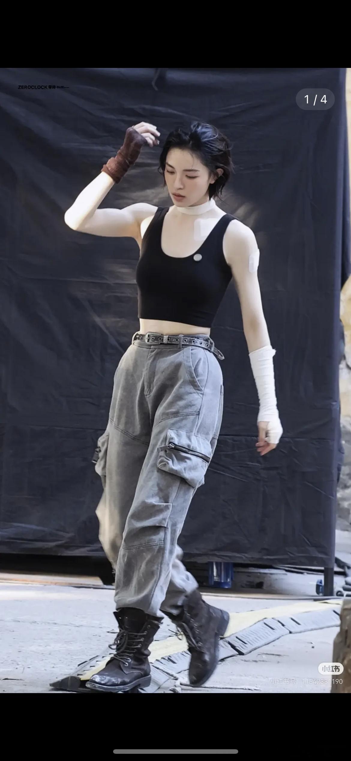 钟楚曦能靠明日乐园飞升吗，看路透挺有爆相 